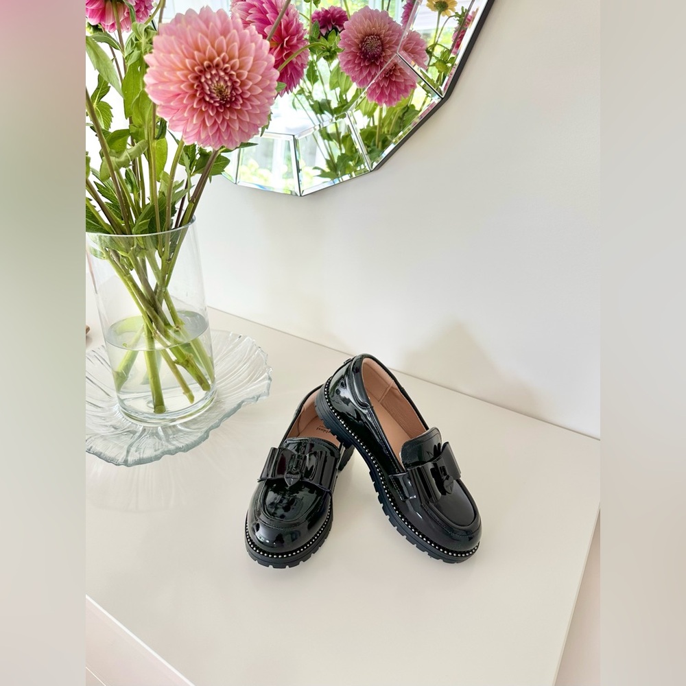 Black Patent Leather Loafers 🖤
